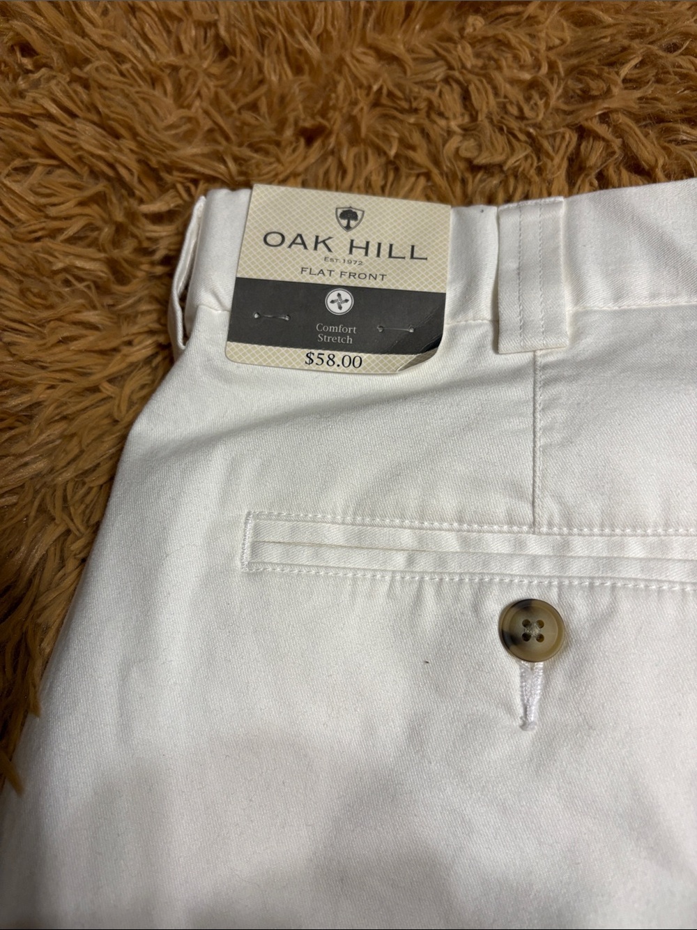 OAK White Flat-Front Men’s Shorts - Picture 3 of 3